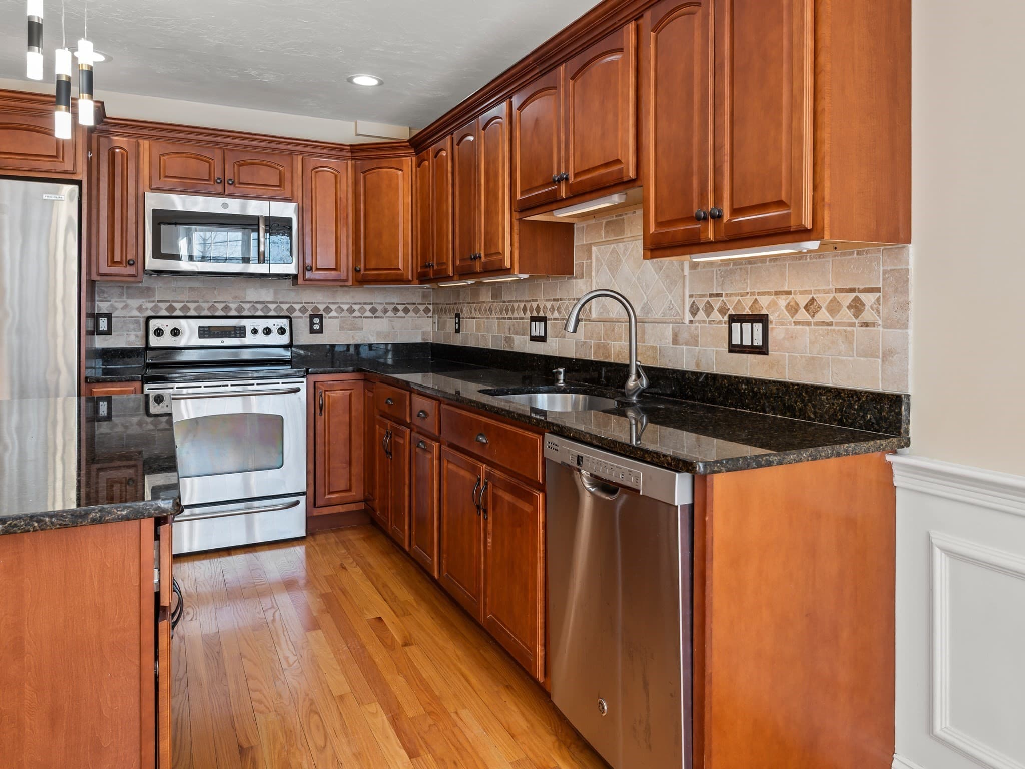 Condominium at 268 Magill Dr # 268, Grafton MA 01519, photo 7 of 39