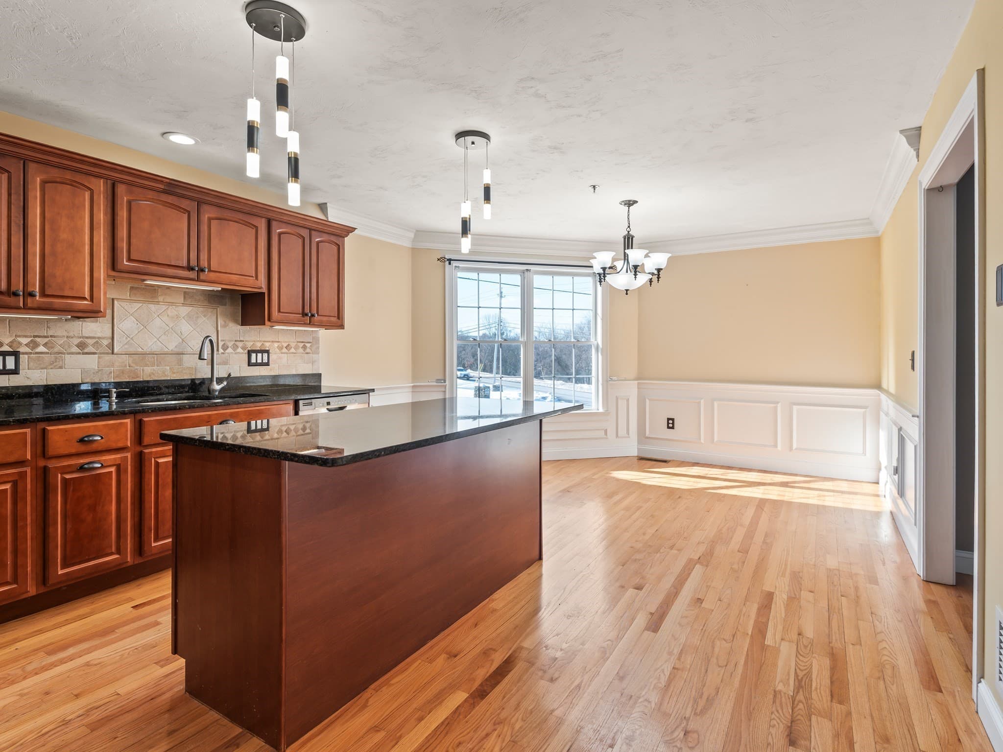 Condominium at 268 Magill Dr # 268, Grafton MA 01519, photo 9 of 39