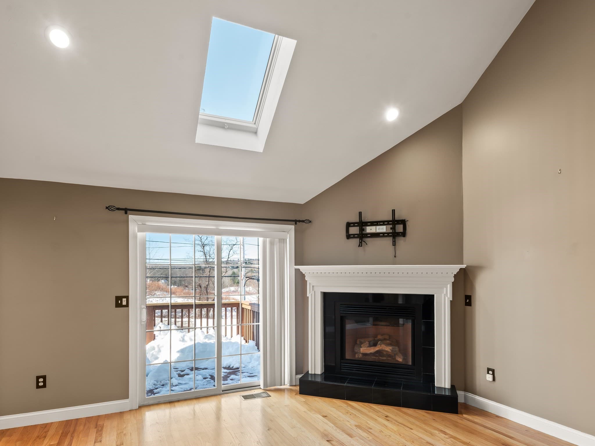 Condominium at 268 Magill Dr # 268, Grafton MA 01519, photo 14 of 39