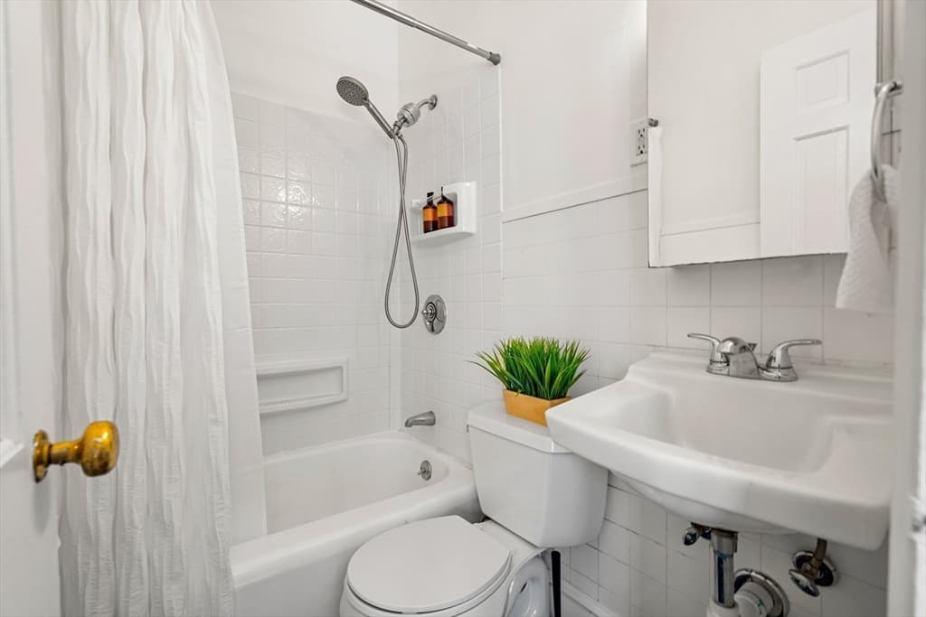 Condominium at 16 Chauncy # 53, Cambridge MA 02138, Cambridge, photo 16 of 24