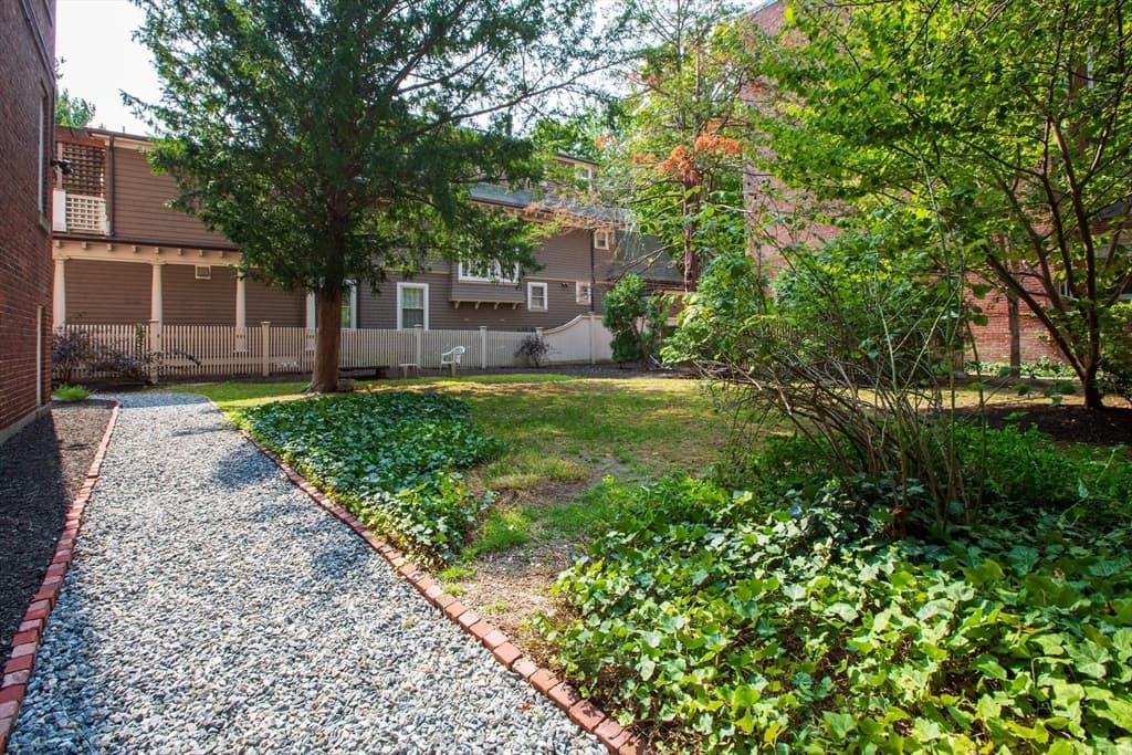 Condominium at 16 Chauncy # 53, Cambridge MA 02138, Cambridge, photo 19 of 24
