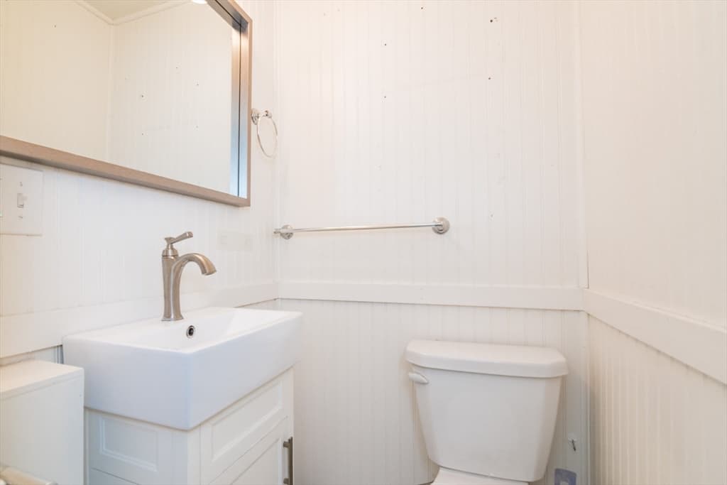 Single Family Residence at 170 Plumtree Rd, Springfield MA 01118, Springfield, photo 22 of 31