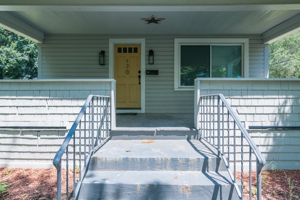 Single Family Residence at 170 Plumtree Rd, Springfield MA 01118, Springfield, photo 29 of 31
