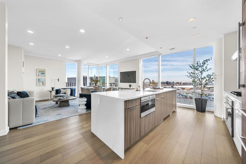 Condominium at 188 Brookline Avenue # 22K, Boston MA 02115, photo 7 of 16