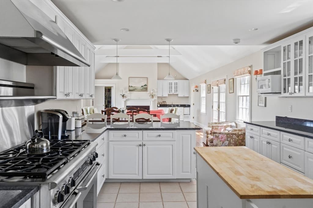 23 Beetle Swamp Road, Edgartown MA 02539 photo 12