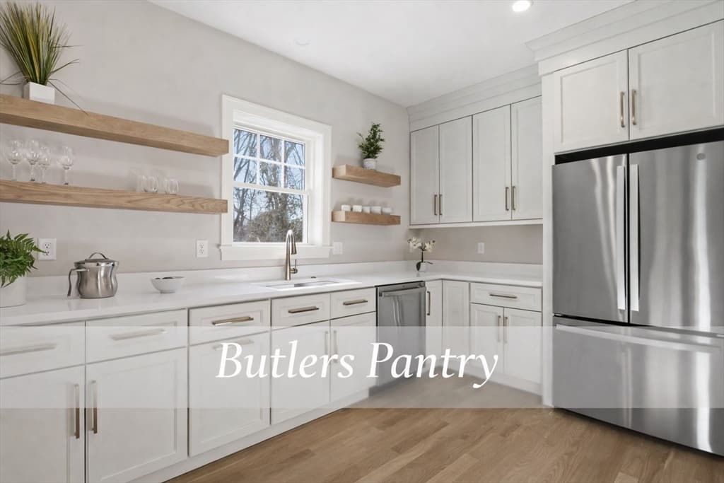 Single Family Residence at 1 Delisio Dr, Andover MA 01810, photo 16 of 41