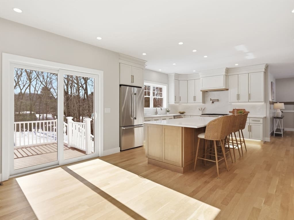 Single Family Residence at 1 Delisio Dr, Andover MA 01810, photo 10 of 41
