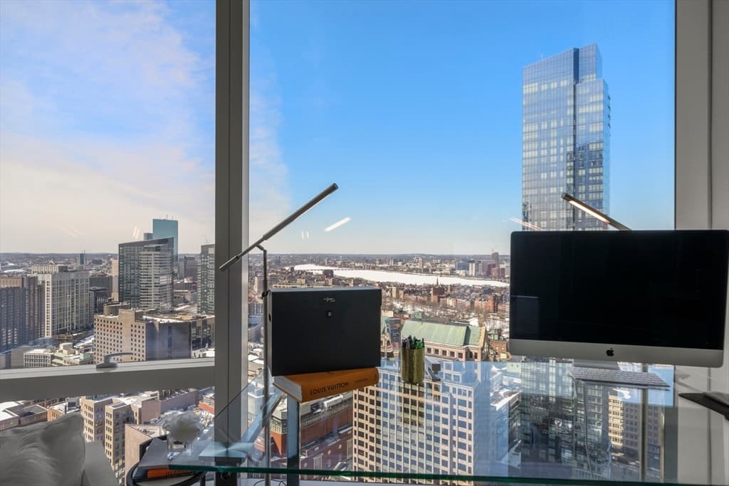 Condominium at 240 Devonshire St # 3701, Boston MA 02110, photo 16 of 40