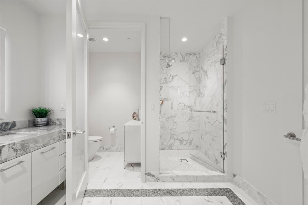 Condominium at 240 Devonshire St # 3701, Boston MA 02110, photo 24 of 40