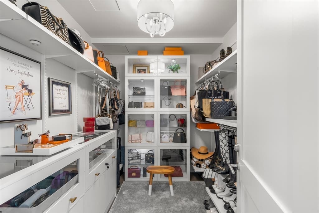 Condominium at 240 Devonshire St # 3701, Boston MA 02110, photo 19 of 40