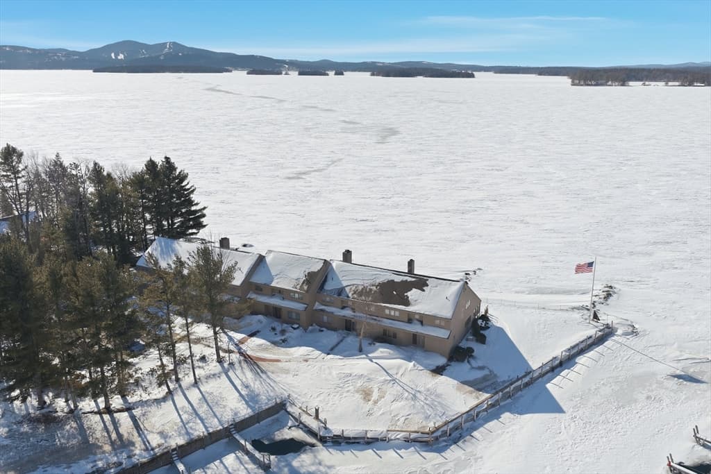 Condominium at 11 Portside Dr # 4, Moultonborough NH 03254, Moultonborough, photo 34 of 42
