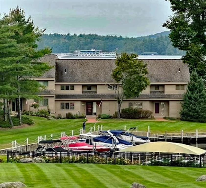 Condominium at 11 Portside Dr # 4, Moultonborough NH 03254, Moultonborough, photo 4 of 42