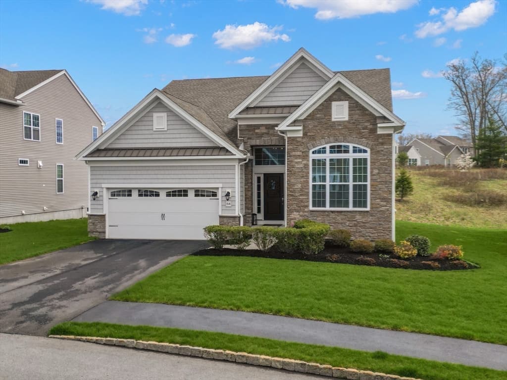 Condominium at 64 Pine Tree Dr # 64, Methuen MA 01844, Methuen, photo 5 of 41