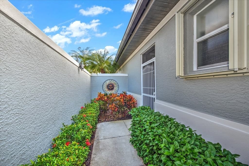 Single Family Residence at 10577 Avila Circle, Fort Myers FL 33913, photo 2 of 36