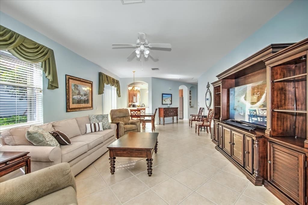 Single Family Residence at 10577 Avila Circle, Fort Myers FL 33913, photo 8 of 36