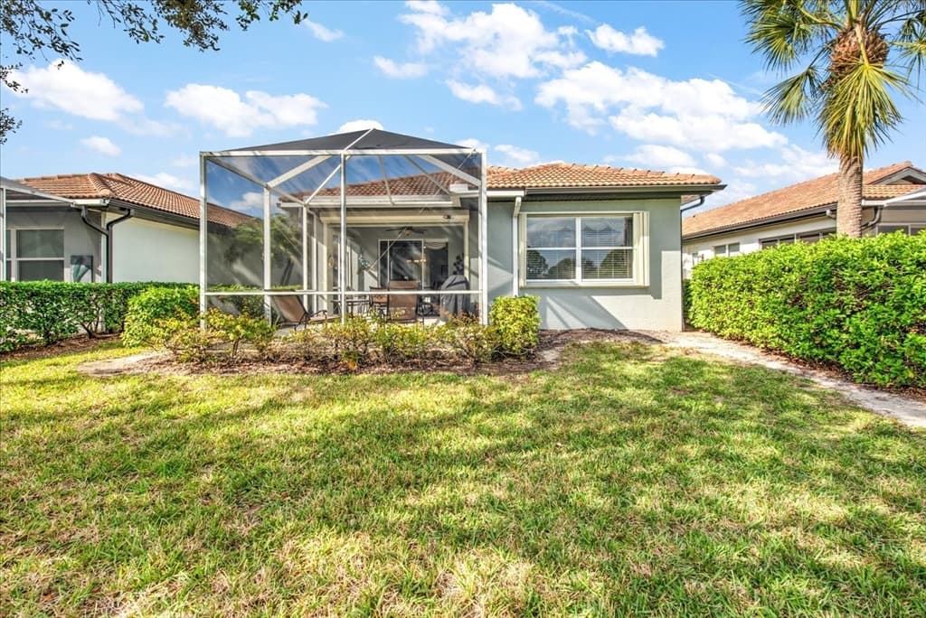 Single Family Residence at 10577 Avila Circle, Fort Myers FL 33913, photo 21 of 36