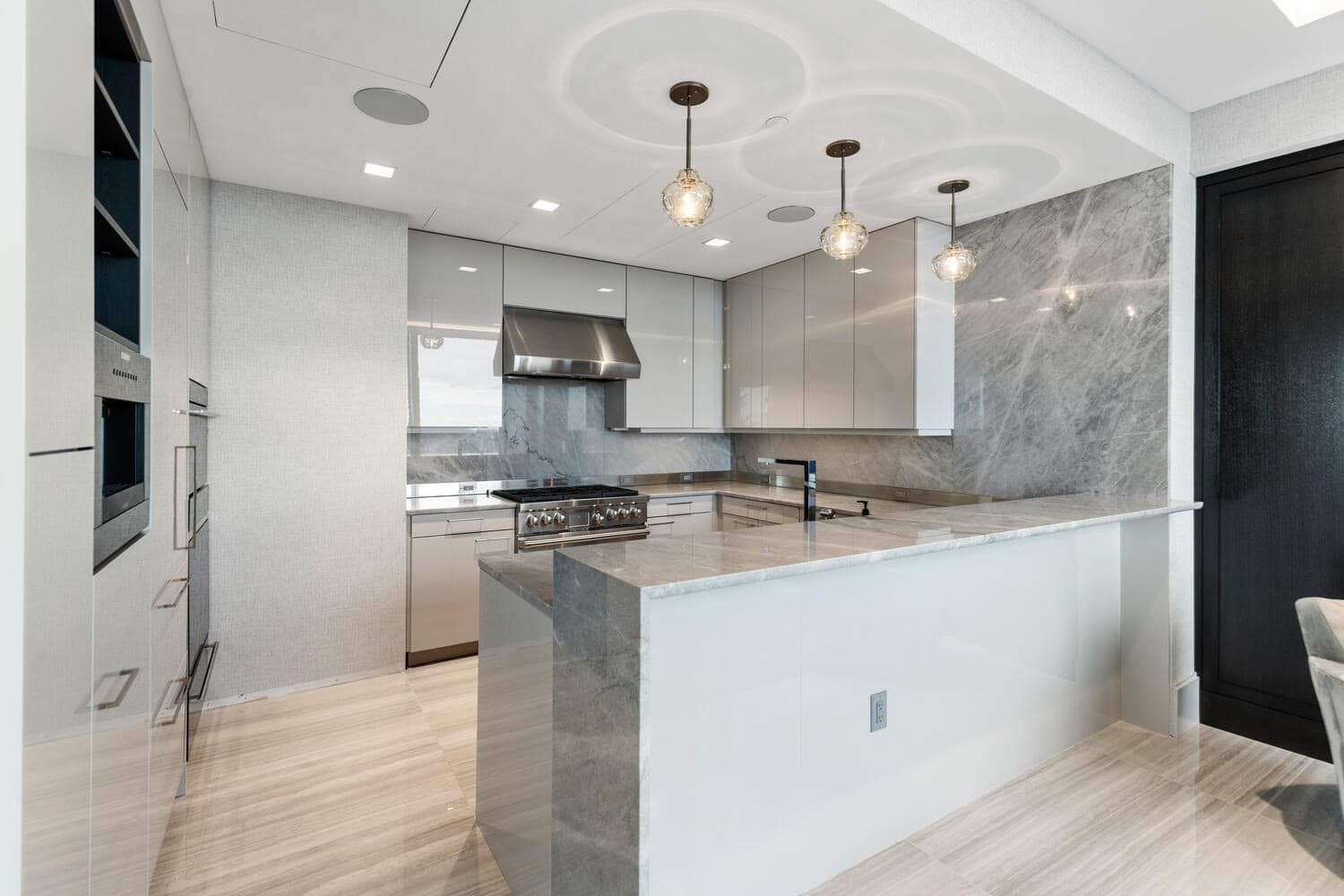 Condominium at 1 Dalton Street Unit 3801, Boston MA 02199, Boston, photo 9 of 36
