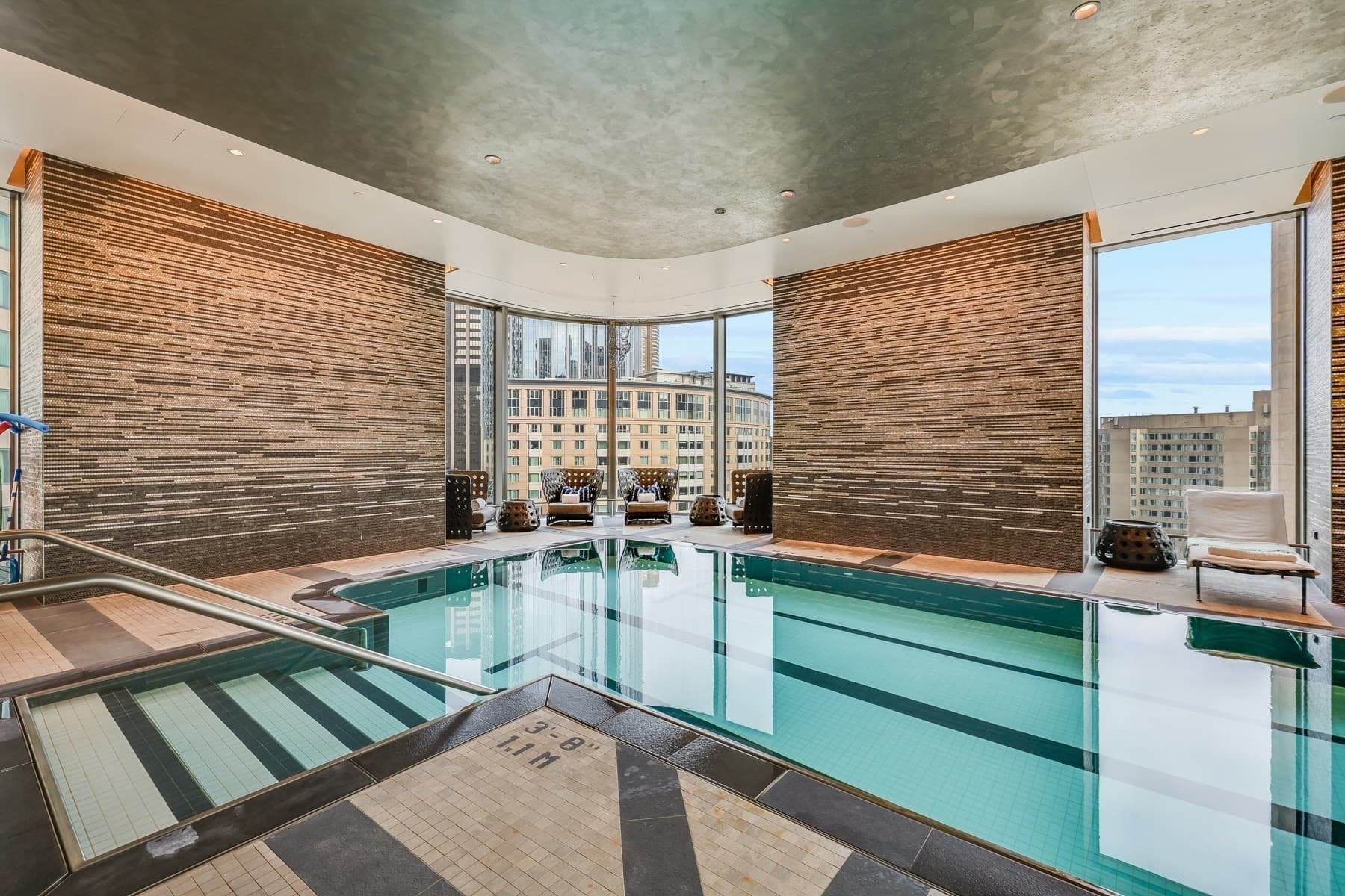 Condominium at 1 Dalton Street Unit 3801, Boston MA 02199, Boston, photo 29 of 36