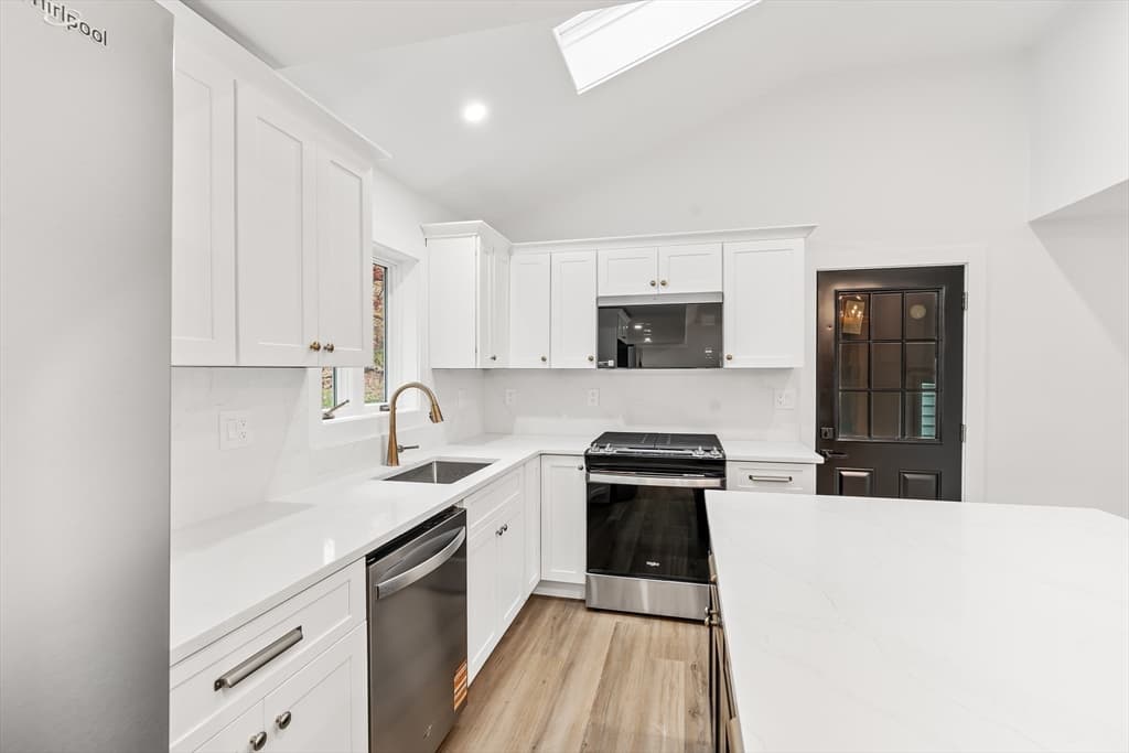 Single Family Residence at 322 River, Andover MA 01810, photo 6 of 18