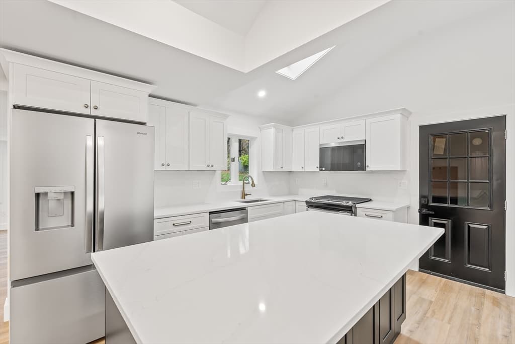 Single Family Residence at 322 River, Andover MA 01810, photo 5 of 18