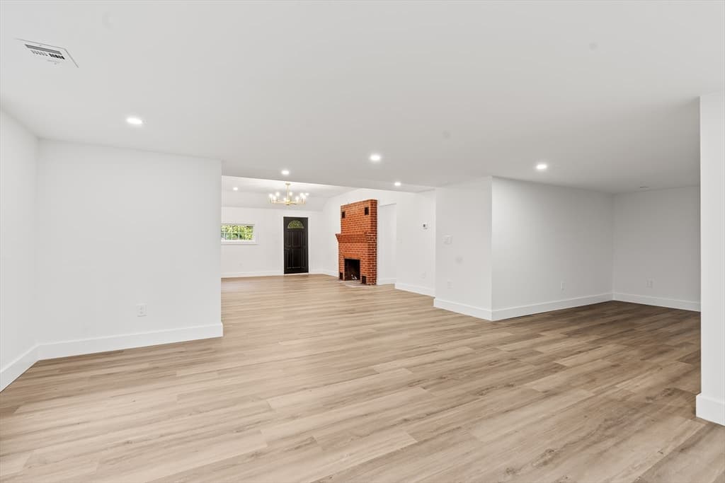 Single Family Residence at 322 River, Andover MA 01810, photo 14 of 18