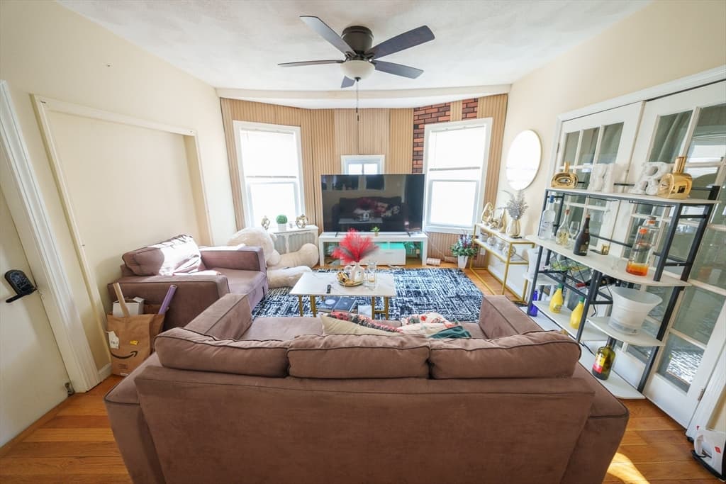 Condominium at 41 Derby St # 2, Somerville MA 02145, photo 2 of 7