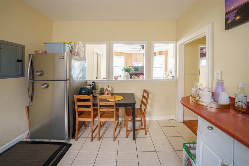 Condominium at 41 Derby St # 2, Somerville MA 02145, photo 3 of 7