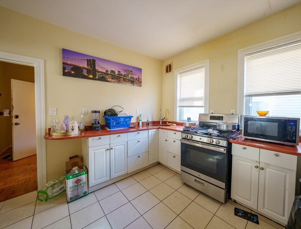 Condominium at 41 Derby St # 2, Somerville MA 02145, photo 4 of 7