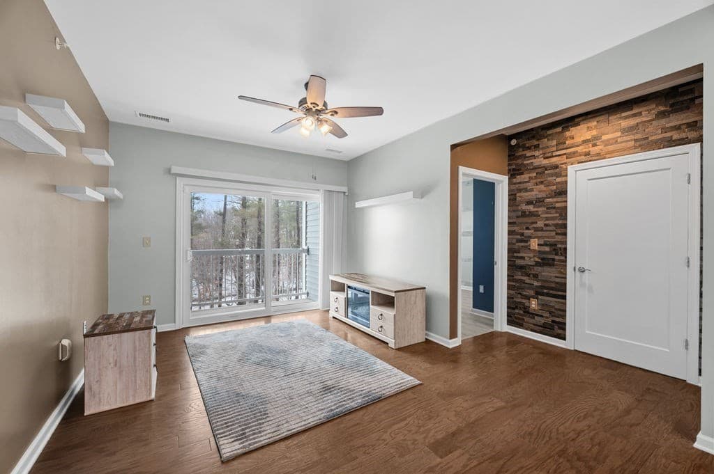 Condominium at 220 Martins Landing # 410, North Reading MA 01864, photo 7 of 35