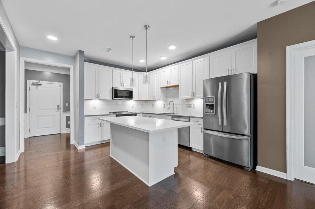 Condominium at 220 Martins Landing # 410, North Reading MA 01864, photo 3 of 35