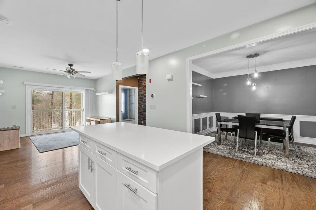 Condominium at 220 Martins Landing # 410, North Reading MA 01864, photo 5 of 35