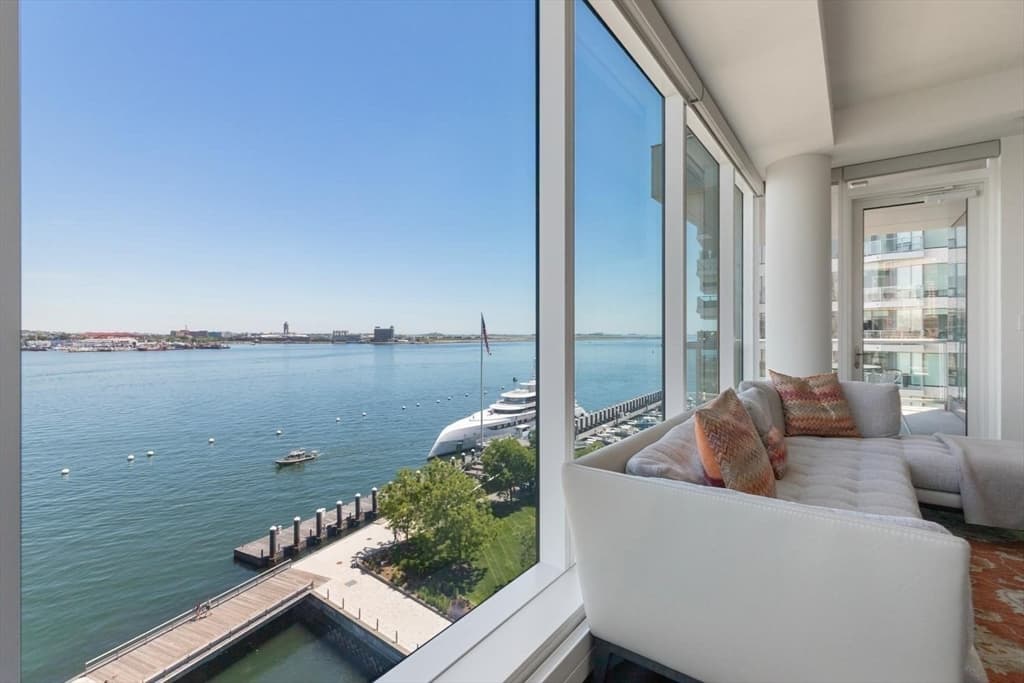 Condominium at 22 Liberty Dr # 8F, Boston MA 02210, photo 6 of 42