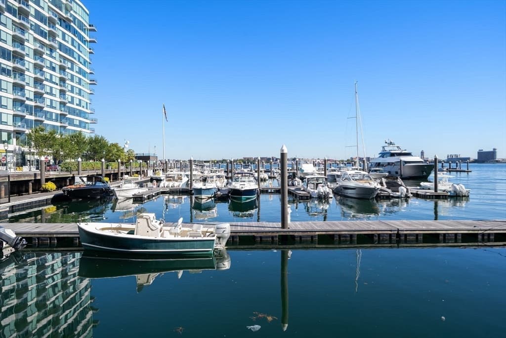 Condominium at 22 Liberty Dr # 8F, Boston MA 02210, photo 42 of 42