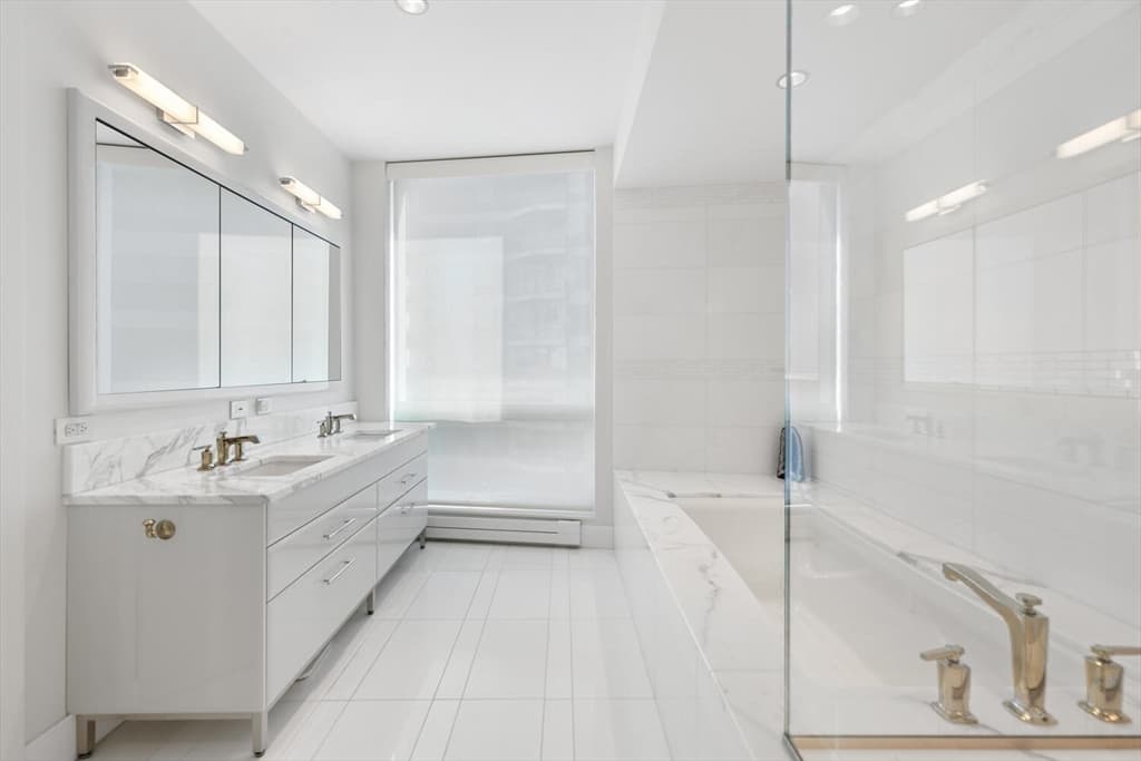 Condominium at 22 Liberty Dr # 8F, Boston MA 02210, photo 28 of 42