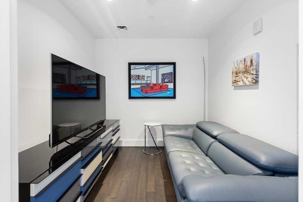 Condominium at 22 Liberty Dr # 8F, Boston MA 02210, photo 37 of 42