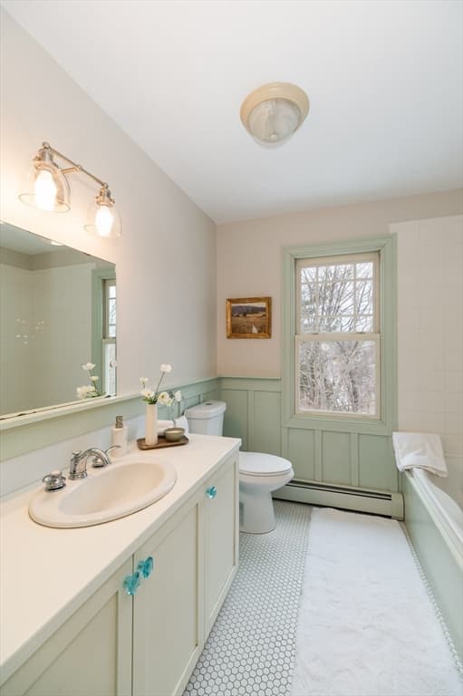 Condominium at 32 Witham Street # B, Gloucester MA 01930, Gloucester, photo 23 of 36