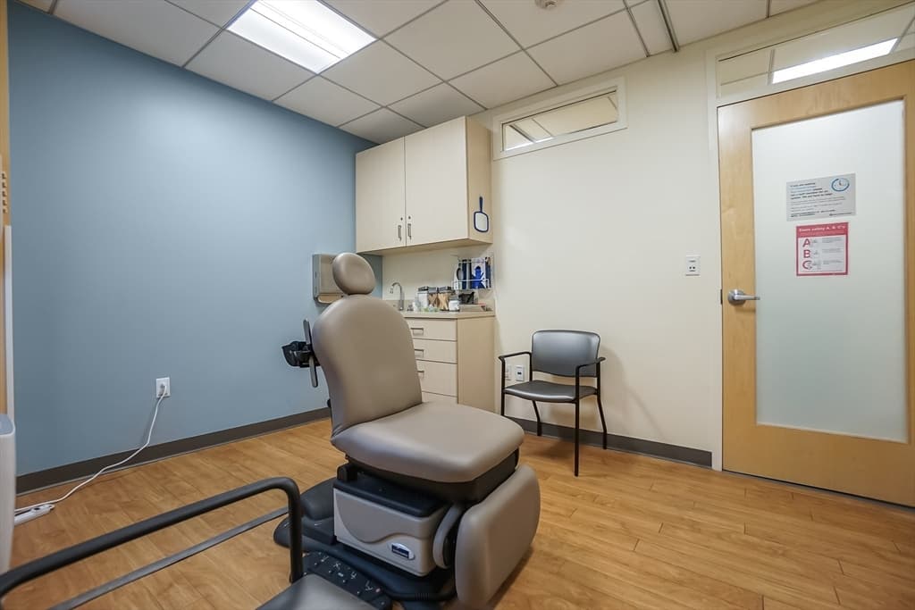 20 Hope Avenue # 208, Waltham MA 02453 photo 16