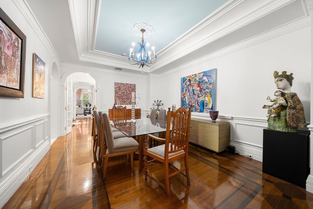 Condominium at 260 Beacon # 4, Boston MA 02116, photo 14 of 36