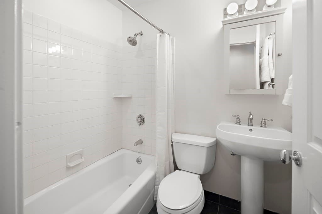 Condominium at 1 Garden St # 4, Boston MA 02114, photo 6 of 10