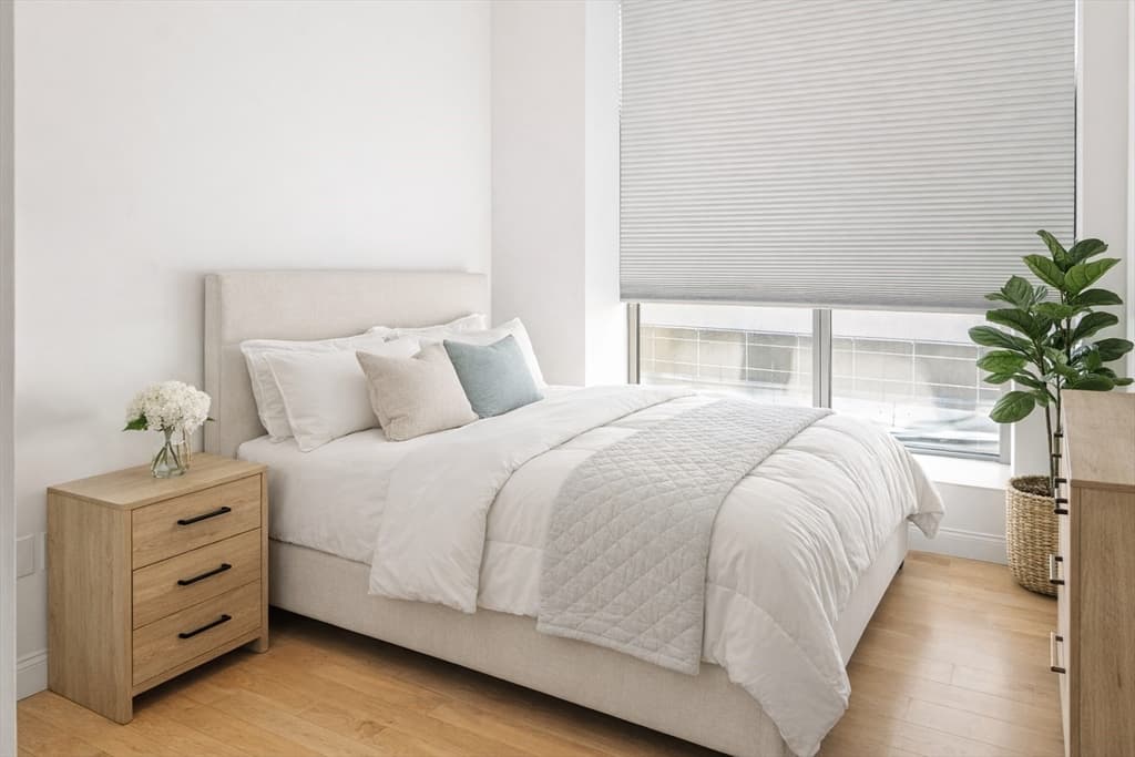 Condominium at 1 Garden St # 4, Boston MA 02114, photo 3 of 10
