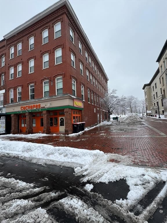 257 Essex, Lawrence MA 01840 photo 6
