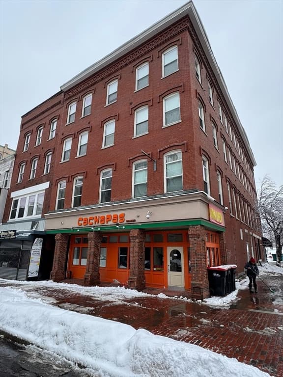 257 Essex, Lawrence MA 01840 photo 7