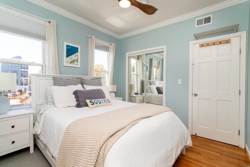 Condominium at 201 D St # 2, Boston MA 02127, Boston, photo 14 of 27