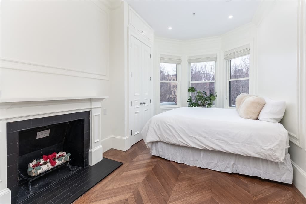 230 Commonwealth Ave, Boston MA 02116 photo 12