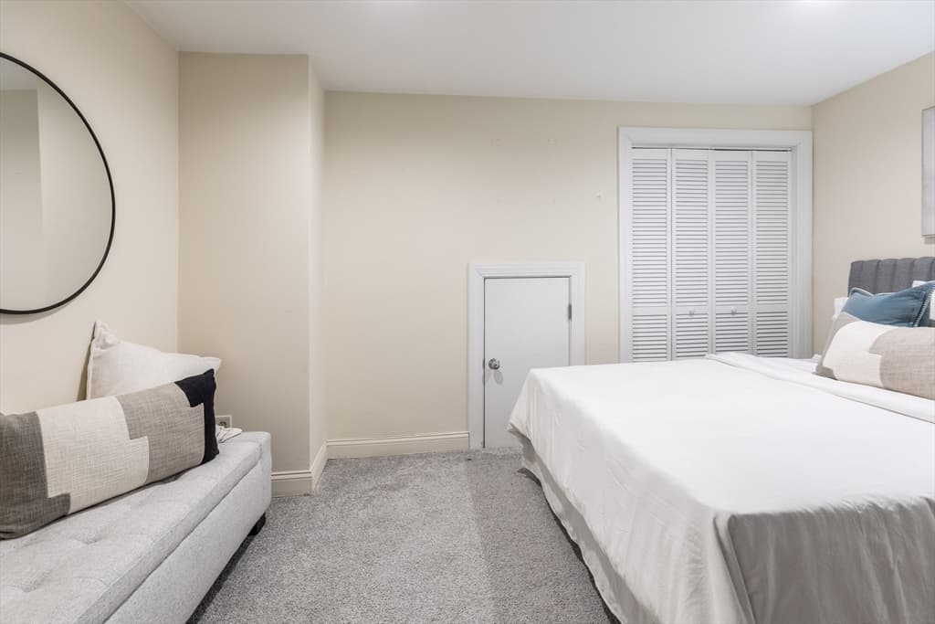 230 Commonwealth Ave, Boston MA 02116 photo 32
