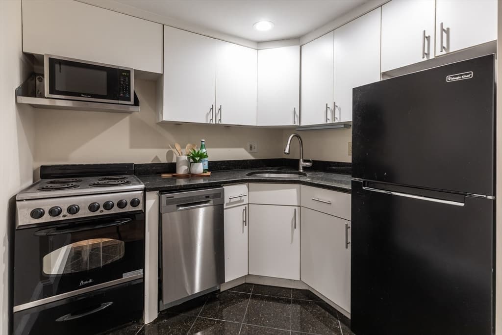 230 Commonwealth Ave, Boston MA 02116 photo 37