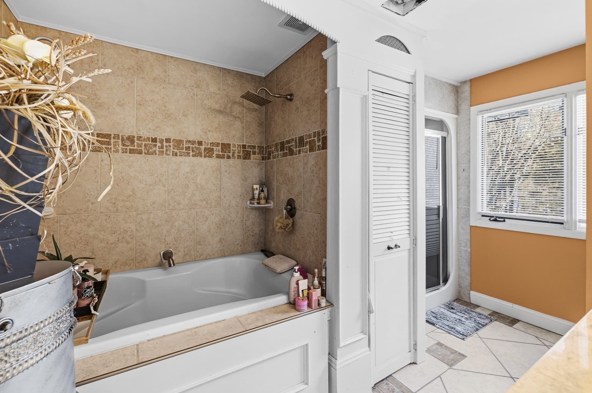 Single Family Residence at 95 Ramshorn Road, Dudley MA 01571, photo 26 of 42