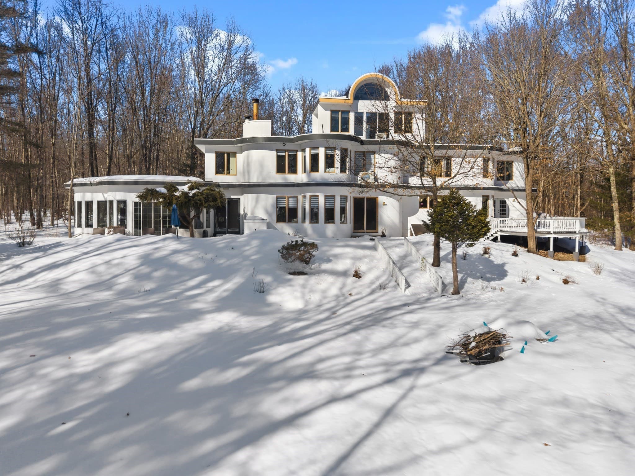95 Ramshorn Road, Dudley MA 01571