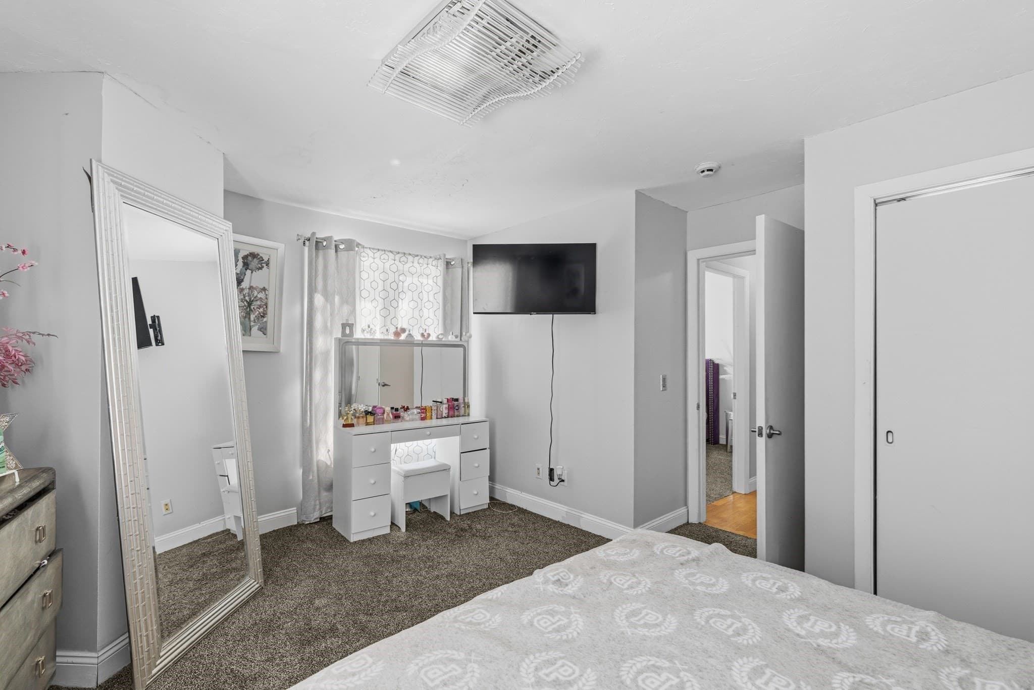 Single Family Residence at 95 Ramshorn Road, Dudley MA 01571, photo 28 of 42