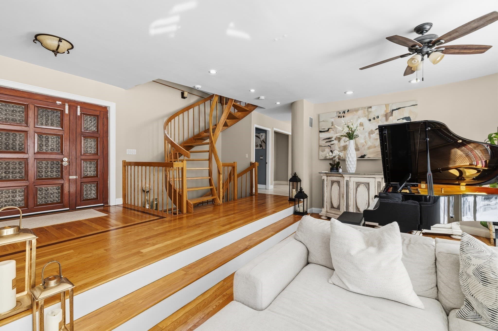 Single Family Residence at 95 Ramshorn Road, Dudley MA 01571, photo 4 of 42